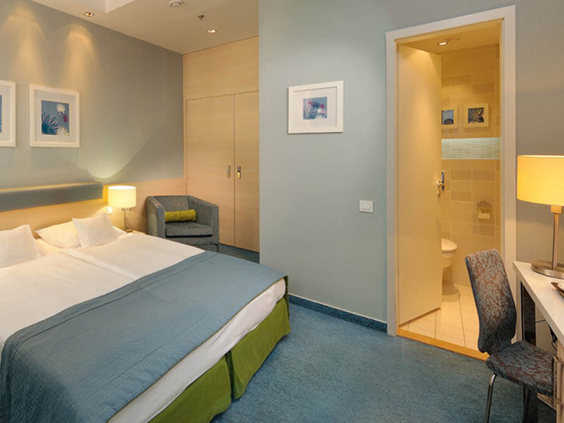 Atrium Fashion Hotel